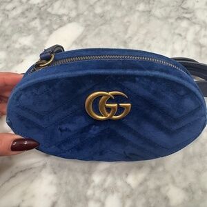 Gucci, Gigi Marmont velvet belt bag